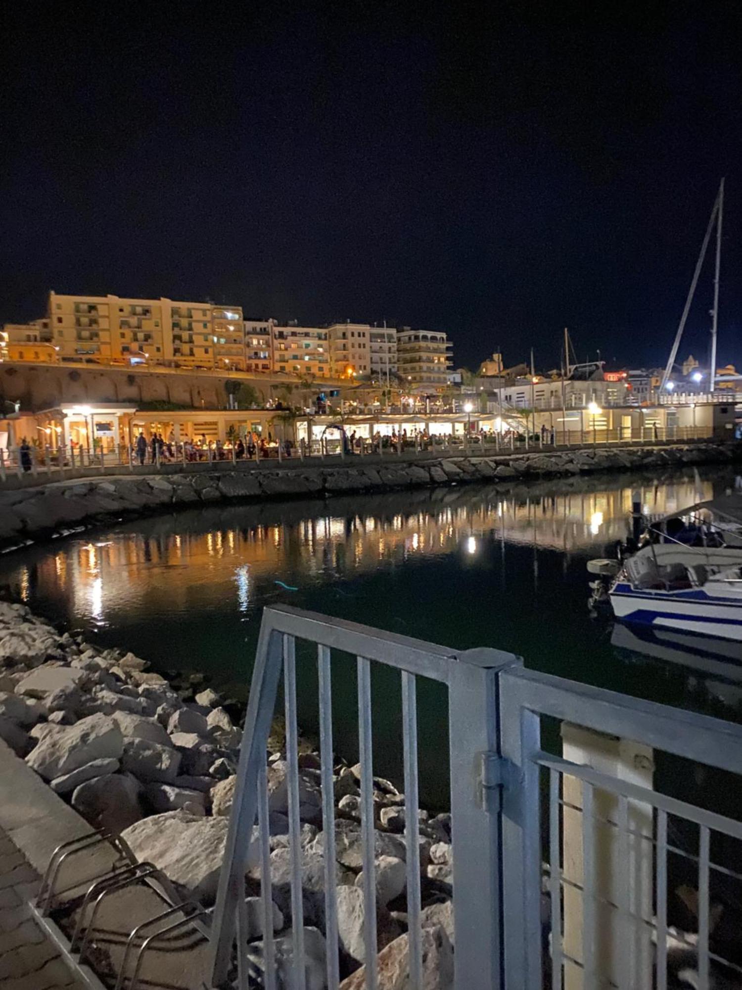 B&B Via Oliviero Termoli Exterior photo